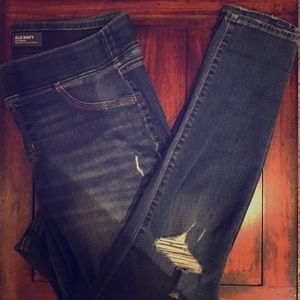 Old Navy distressed jeggings size 14